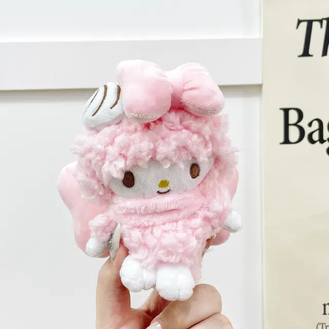 E-STRONG x Sanrio piano 13cm