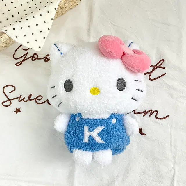 E-STRONG x Sanrio Hello Kitty 26cm
