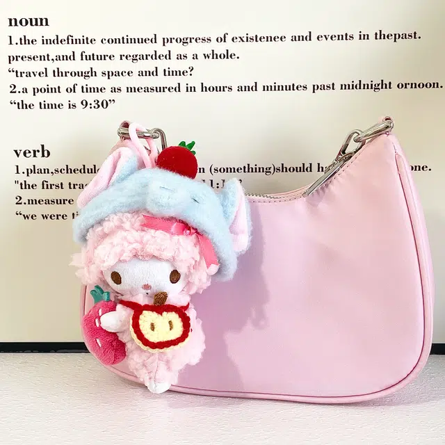 E-STRONG x Sanrio piano 13cm