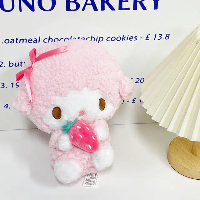 E-STRONG x Sanrio Piano 22cm