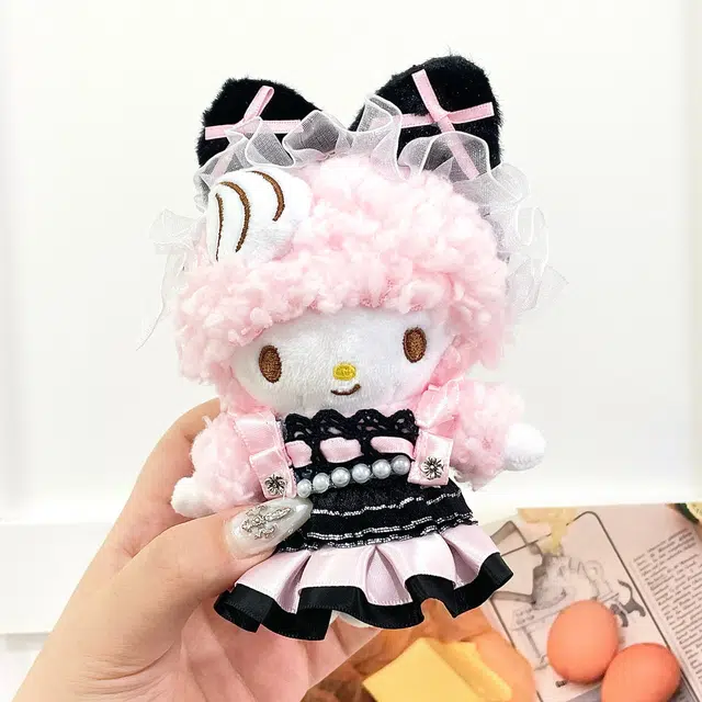 E-STRONG x Sanrio piano 13cm