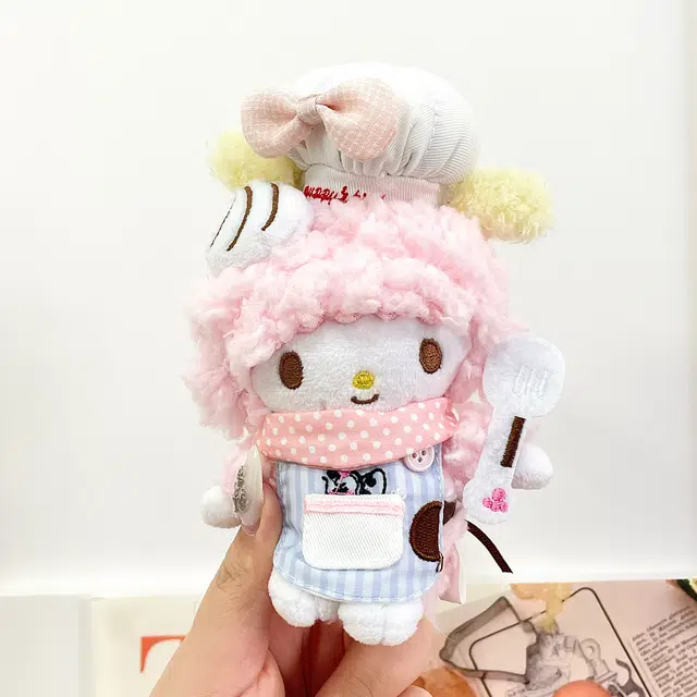 E-STRONG x Sanrio piano 13cm