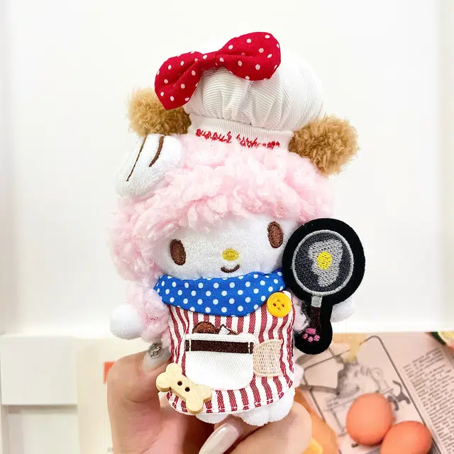 E-STRONG x Sanrio piano 13cm