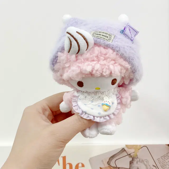 E-STRONG x Sanrio piano 13cm