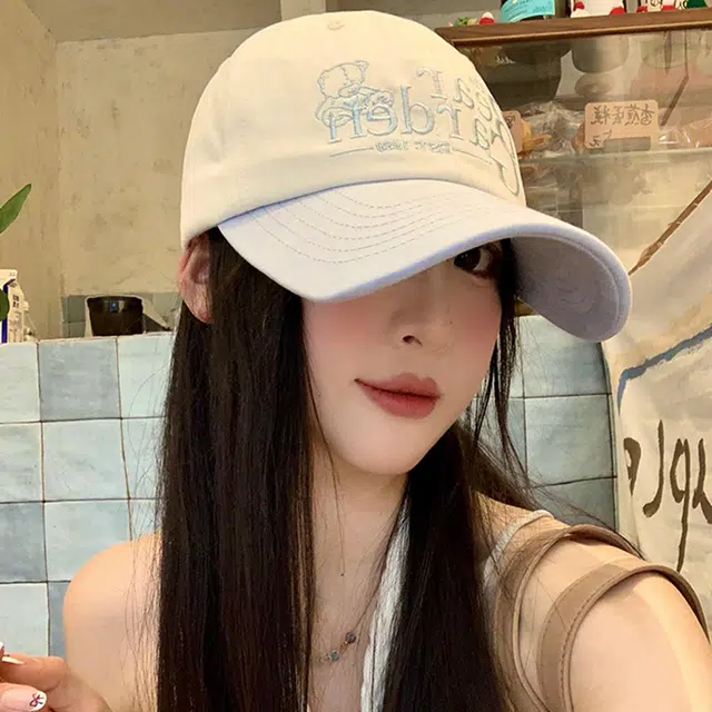玄唐 春夏季可爱小熊字母刺绣学院风甜美软顶户外出游防晒遮阳休闲时尚百搭学生大头围显脸小 棉 鸭舌帽 男女同款情侣款