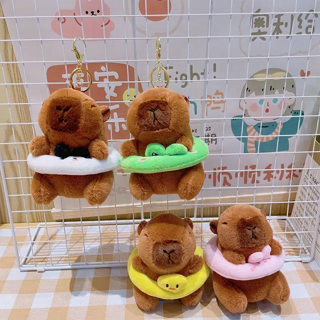 玄唐 卡皮巴拉游泳圈系列玩偶玩具毛绒书包背包 聚酯纤维 挂件 男女同款情侣款