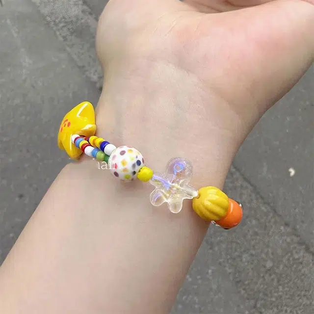 玄唐 夏日彩虹~多巴胺小清新彩色小众设计甜美彩虹星星弹力绳 树脂 手链 女款