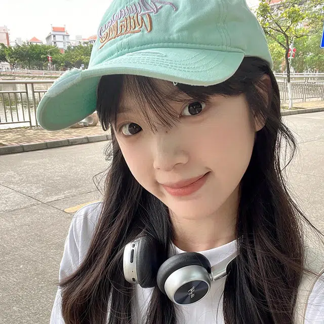 玄唐 日系字母刺绣软顶破洞户外出行防晒遮阳宽檐百搭大头围显脸小 棉 鸭舌帽 男女同款情侣款
