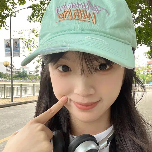 玄唐 日系字母刺绣软顶破洞户外出行防晒遮阳宽檐百搭大头围显脸小 棉 鸭舌帽 男女同款情侣款
