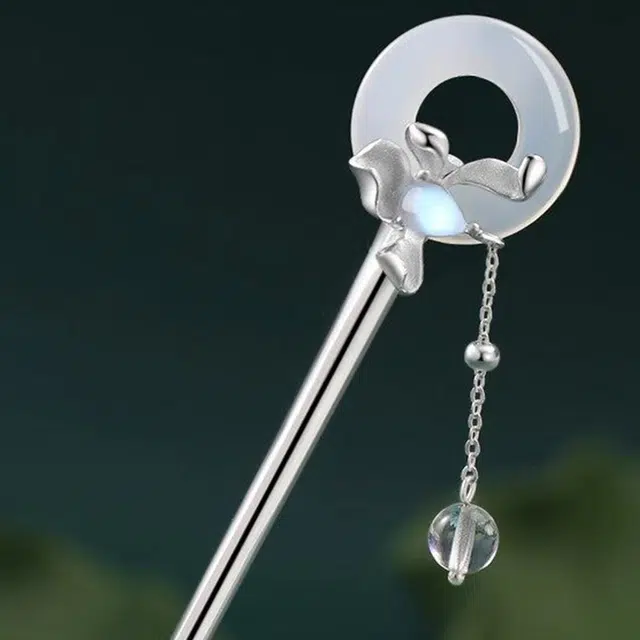 925