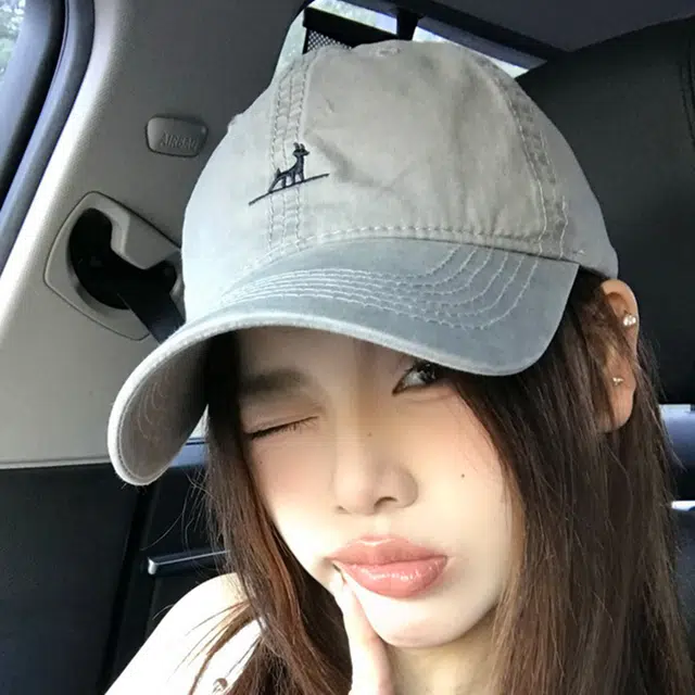玄唐 可爱卡通小鹿刺绣户外出行防晒遮阳时尚潮流百搭大头围显脸小 棉 鸭舌帽 男女同款情侣款