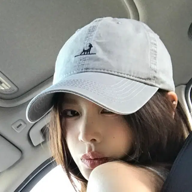 玄唐 可爱卡通小鹿刺绣户外出行防晒遮阳时尚潮流百搭大头围显脸小 棉 鸭舌帽 男女同款情侣款