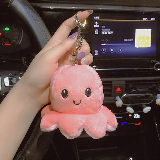 玄唐 翻转翻面章鱼创意钥匙链情侣娃娃公仔包包书包挂饰毛绒钥匙扣 聚酯纤维  挂件 男女同款情侣款