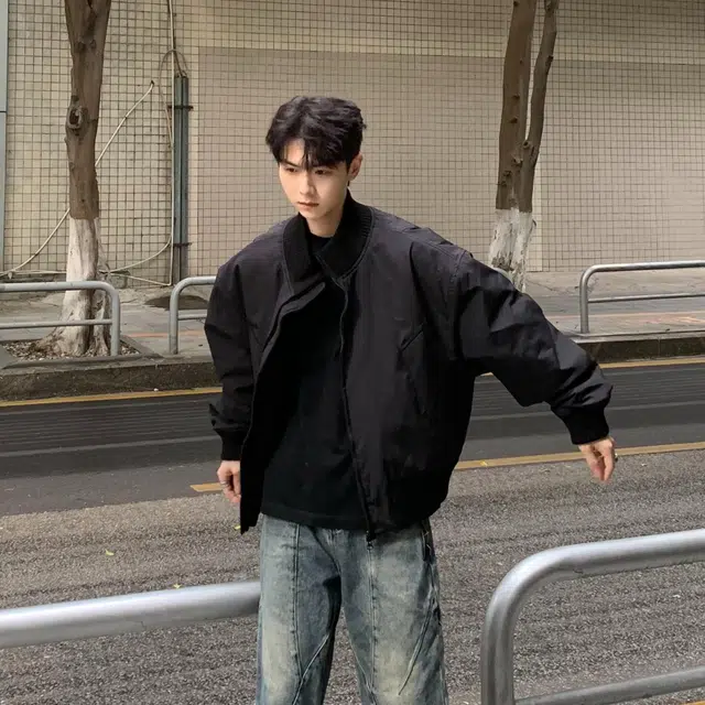 BLACK AT cleanfitbomber