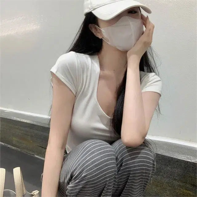 EOEI SS24 T