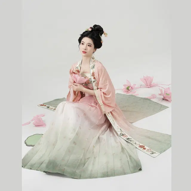 织造司 绣花汉服 女款 粉色釉里红