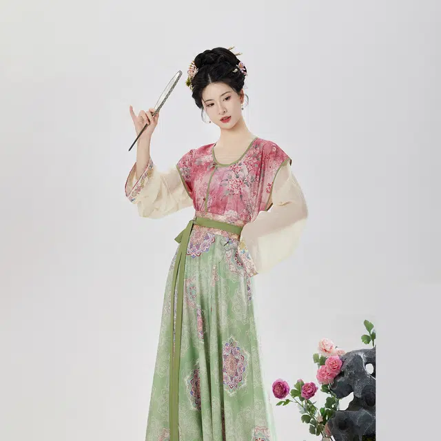 织造司 蝴蝶印花薄款汉服 女款