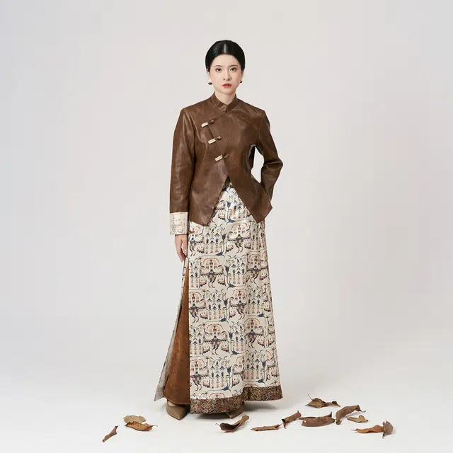 织造司 新中式正肩仿皮外套汉服 女款