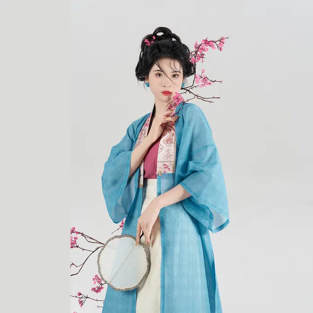 满晴波织造司原创明制汉服合领半壁吊带宋抹织金马面裙套装女夏季
