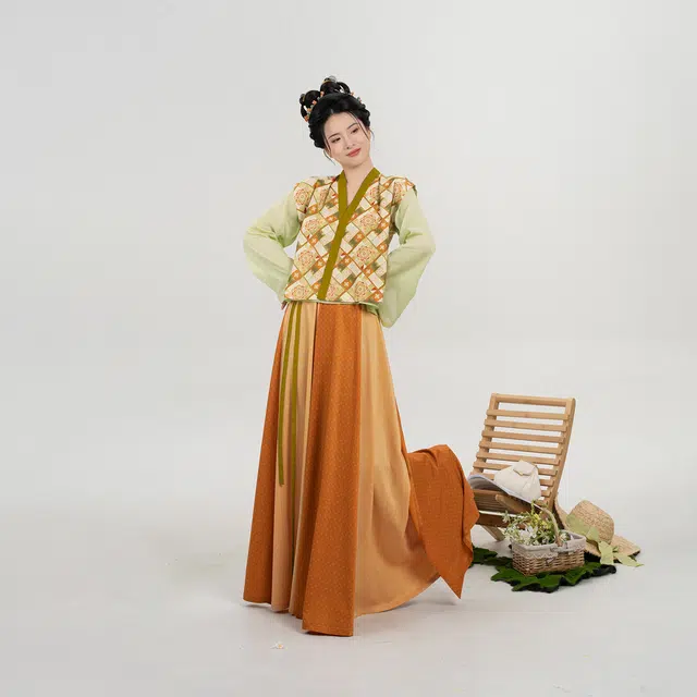 织造司 织造司[橘光满格]原创唐制唐褙子珍珠纱宽松直袖圆领衫八破裙汉服 女款