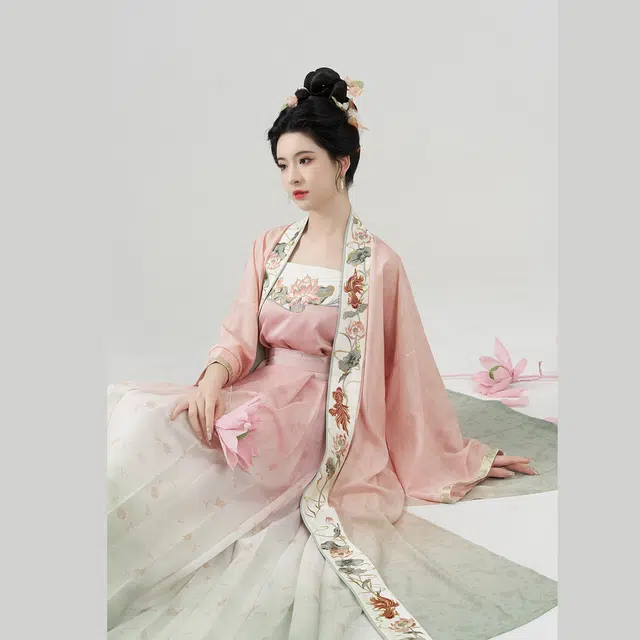 织造司 绣花汉服 女款 粉色釉里红