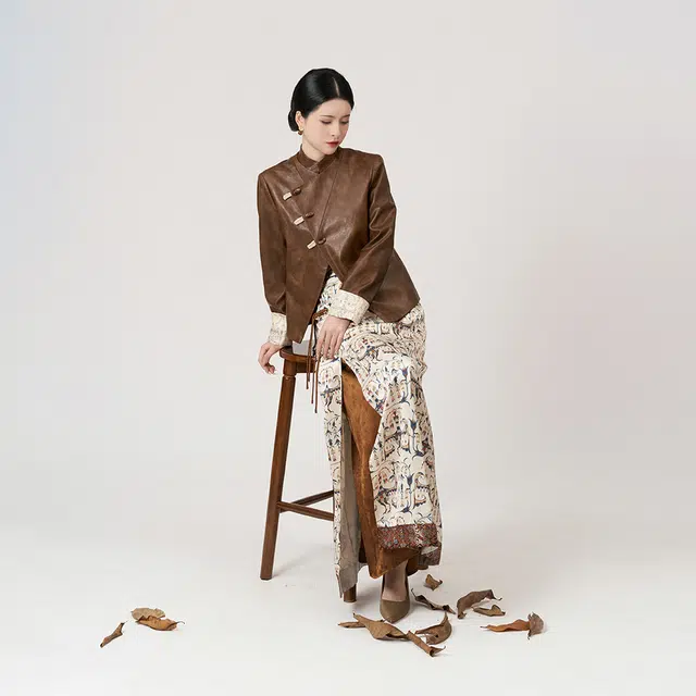 织造司 新中式正肩仿皮外套汉服 女款