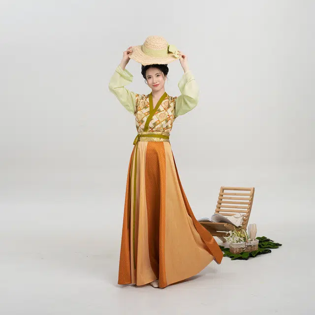 织造司 织造司[橘光满格]原创唐制唐褙子珍珠纱宽松直袖圆领衫八破裙汉服 女款