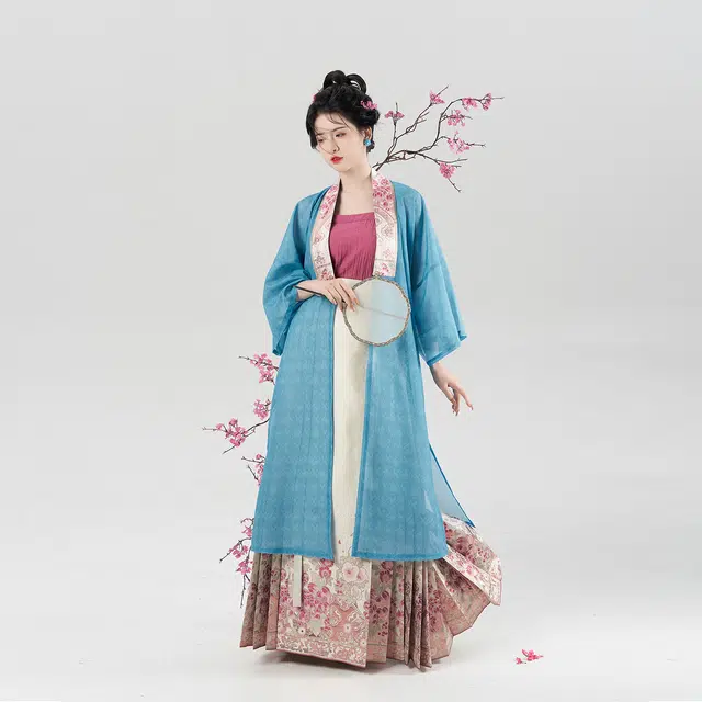 满晴波织造司原创明制汉服合领半壁吊带宋抹织金马面裙套装女夏季
