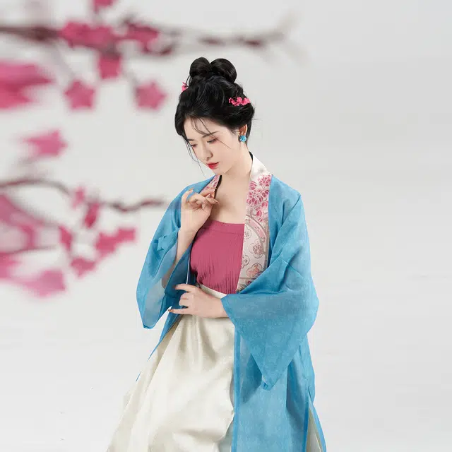 满晴波织造司原创明制汉服合领半壁吊带宋抹织金马面裙套装女夏季