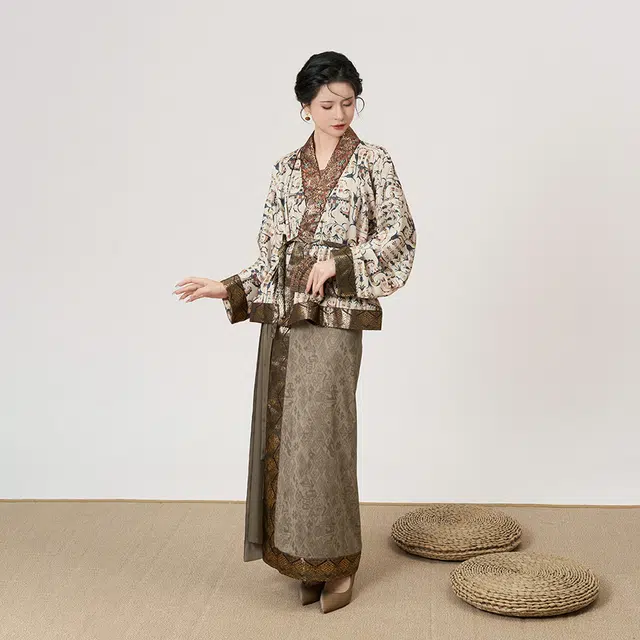 织造司 云祉古典气质华丽收腰绣花金光熠熠精致汉服 女款 咖色