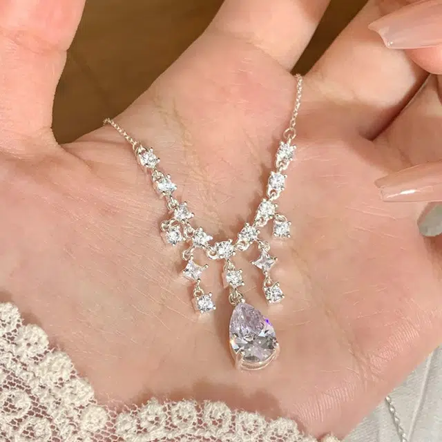 欢乐季节青春潮流日韩甜美简约精致轻奢闪耀气质优雅高级感的满天星可调节好运 合金 项链 女款