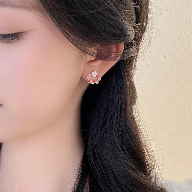 潮色绘 蝴蝶花环小众轻奢独特耳饰 锆石 耳钉 女款