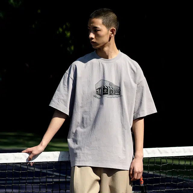 URBAN STANDARD T