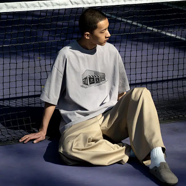 URBAN STANDARD T