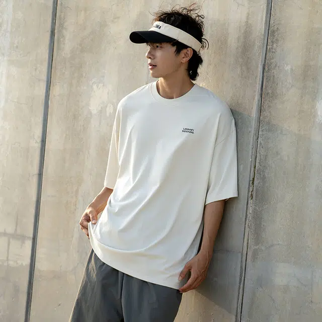 URBAN STANDARD T