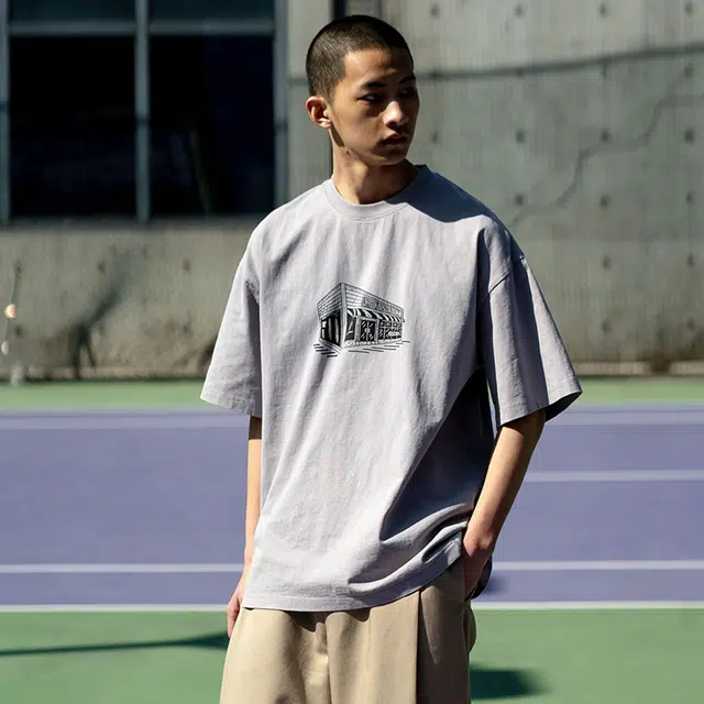 URBAN STANDARD T