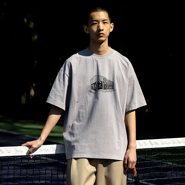 URBAN STANDARD T