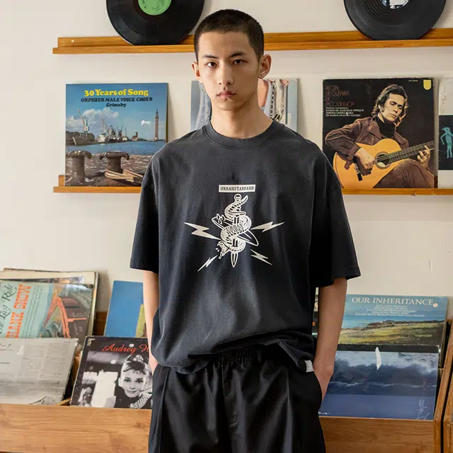 URBAN STANDARD T