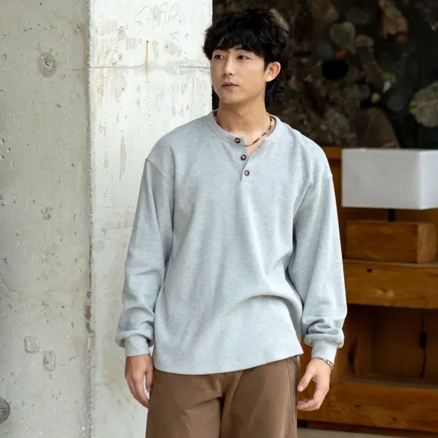 URBAN STANDARD T