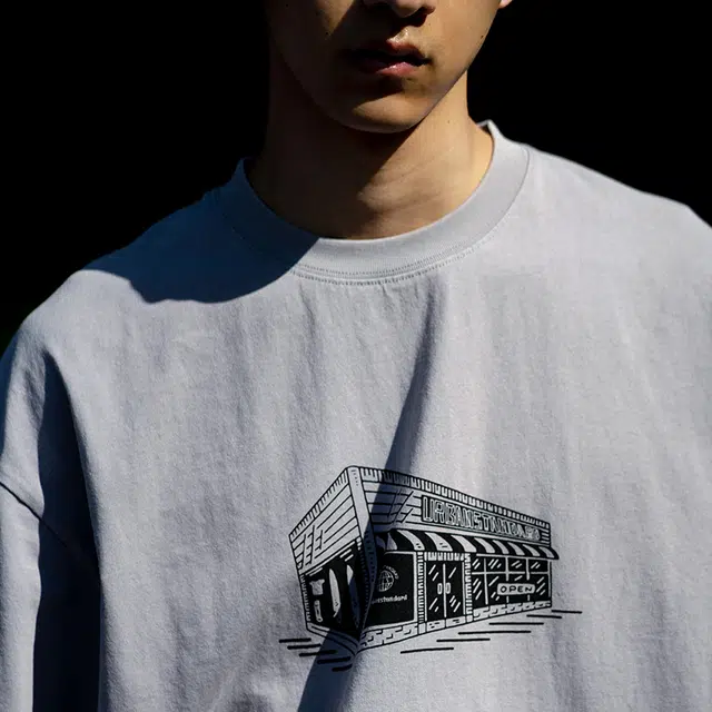URBAN STANDARD T