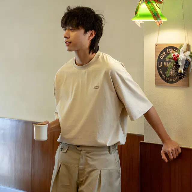 URBAN STANDARD T