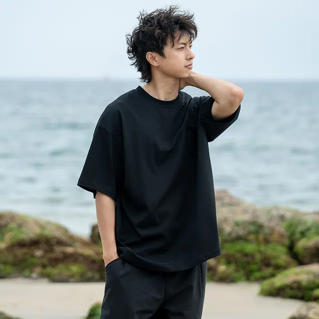 URBAN STANDARD T