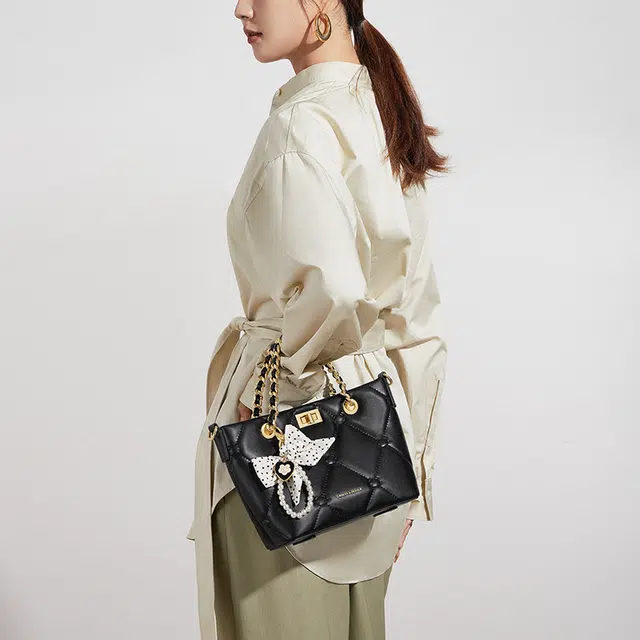 CNOLES Tote