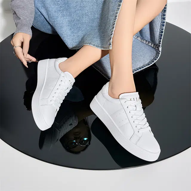 ELLE
