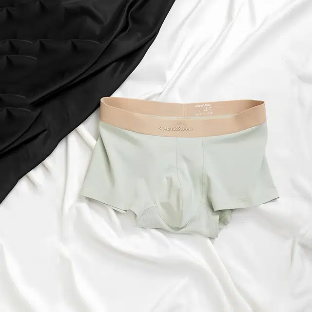 潞优野 高级感经典秋季纯棉透气裤生四角裤欧若风平角内裤 男款