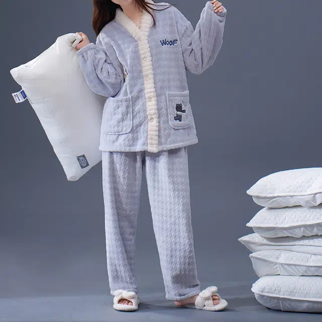 潞优野 高端日系法兰绒家居服可外穿秋冬季防寒保暖舒适长袖长裤加厚加绒甜美可爱卡通 睡衣套装 女款
