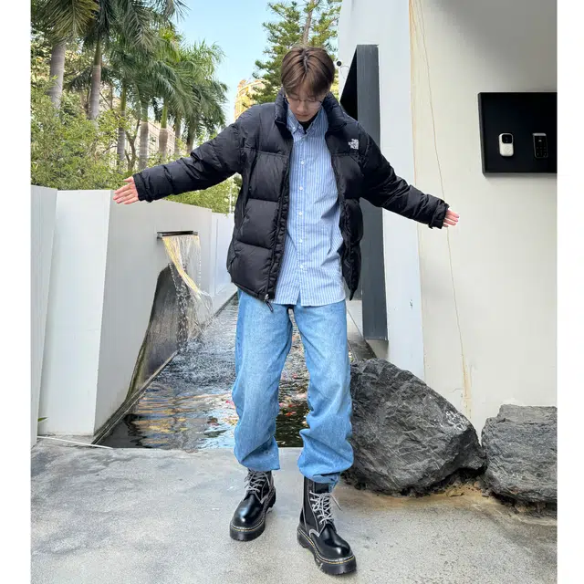 VICKI BROWN Martin Boots Black