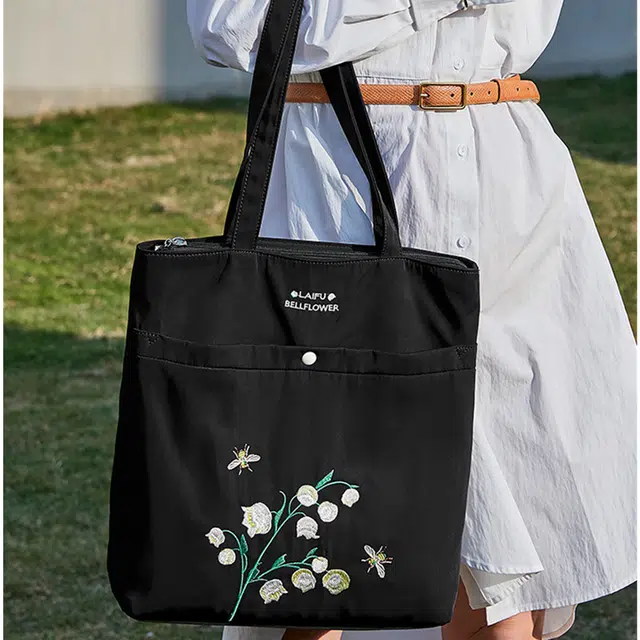 LEFF Tote