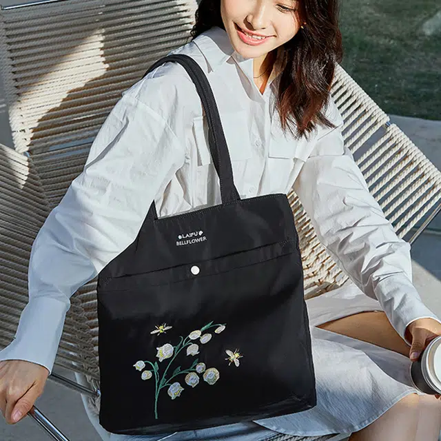 LEFF Tote
