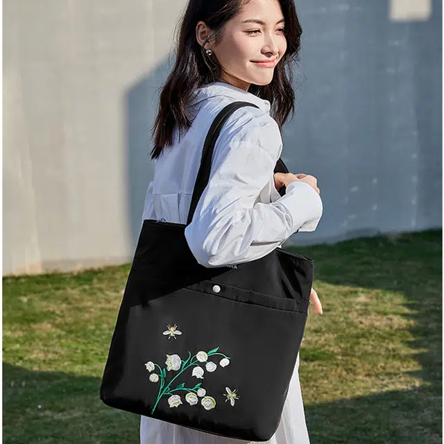 LEFF Tote